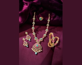 gold necklace for Muslim bride